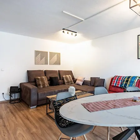 The View 2 Apartment